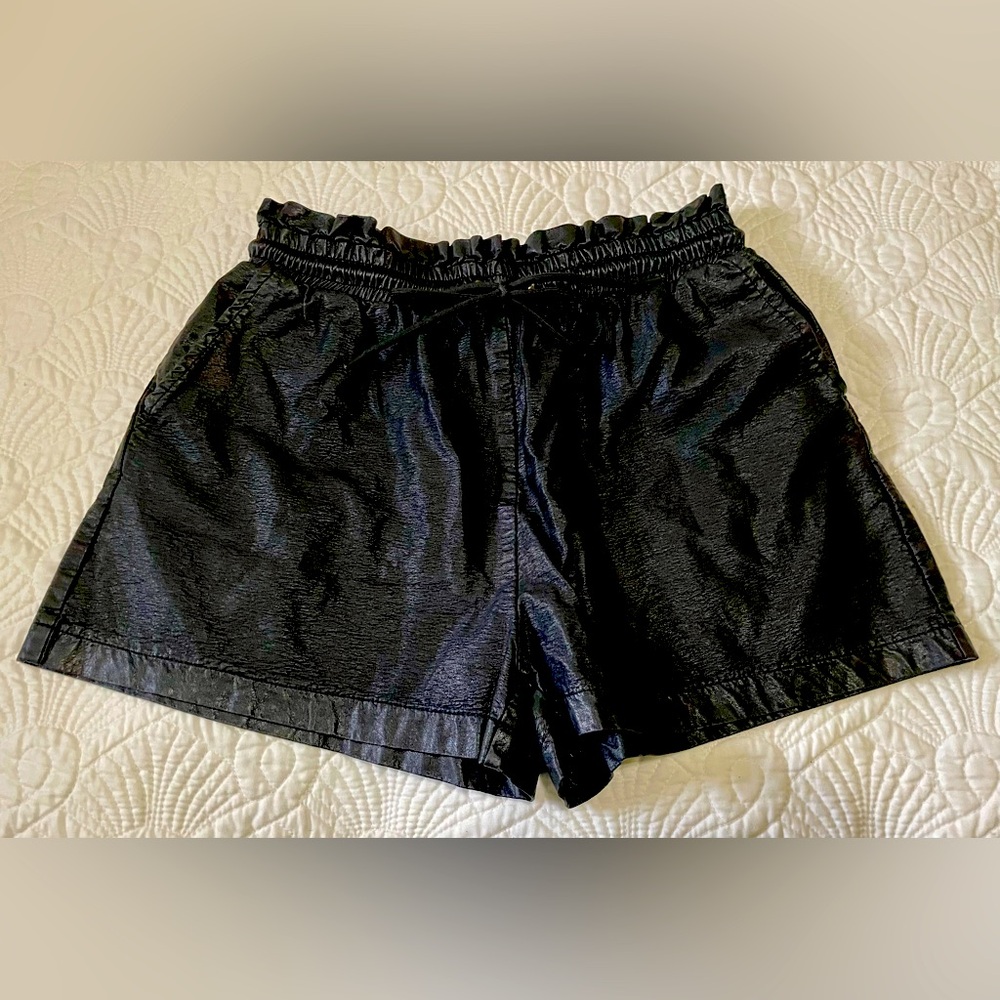 Glam Faux Leather Paper bag Shorts Black Size Medium Women’s Night Out Edgy
